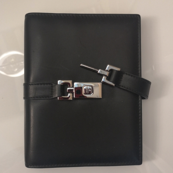 Gucci Leather Agenda Notebook - Picture 3 of 12